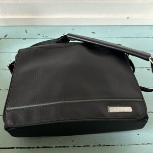 BOSE SoundDock Portable Travel Bag Carrying Case with Shoulder Strap Black